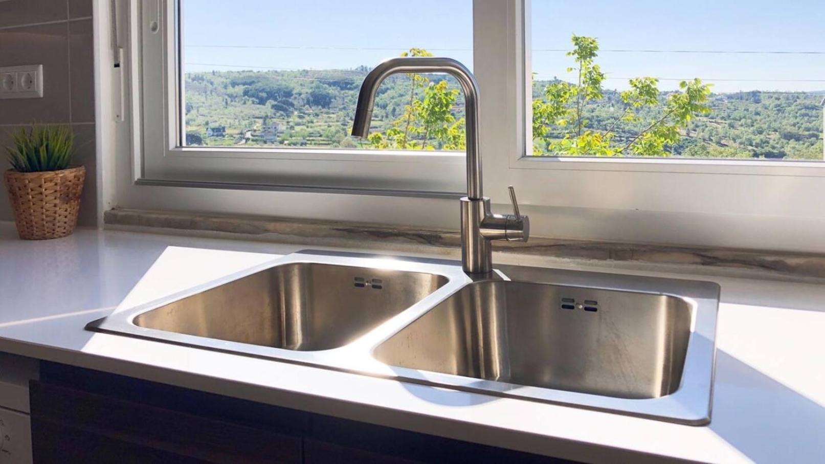 Private V3 Equipped Kitchen & Pool Villa Teixoso ภายนอก รูปภาพ
